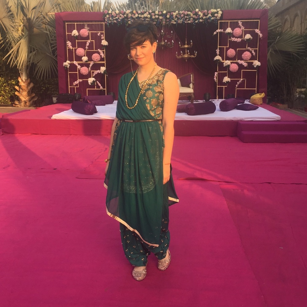 💚Gorgeous salwar kameez. Three piece suit✨ - Picture 1 of 8